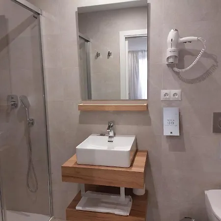 Gæstehus Vg Boutique Nerja