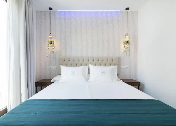 Vg Boutique Pensjonat Nerja